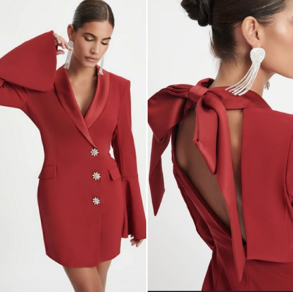❤️❤️Lavish Alice Bow Back Blazer Dress in Burgundy